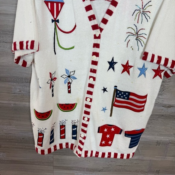 Quacker Factory Red and White Knit Cardigan - Picture 4 of 7